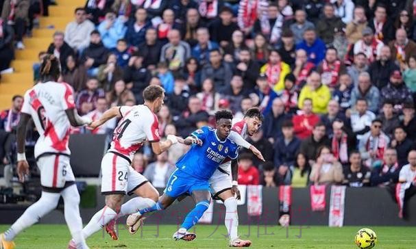 皇马34岁战神索要贝尔级顶薪 佛爷:你得降薪20%